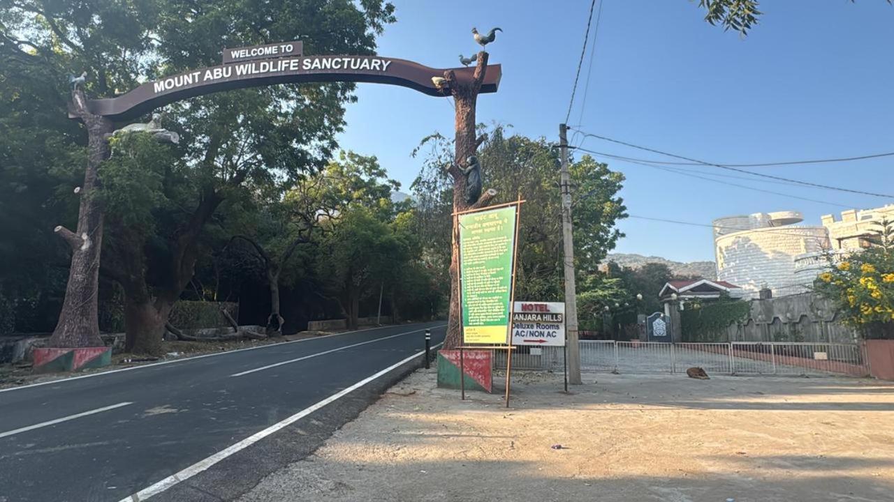 Hotel Banjara Hills Ābu Road Exteriér fotografie